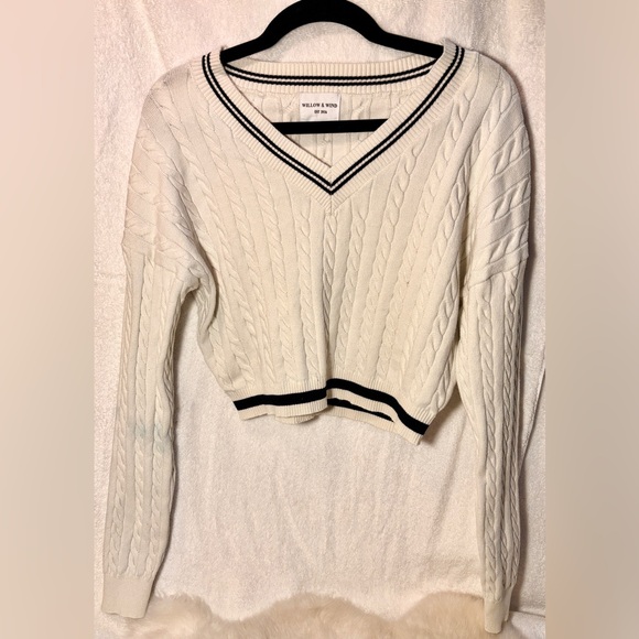 Willow & Wind Sweaters - Preppy cropped cable-knit white sweater